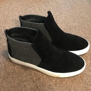Karl Lagerfeld Paris sneakers